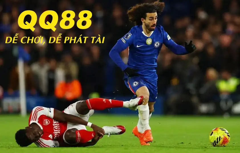 Cucurella chăm sóc kỹ Saka - Ảnh: Premier League